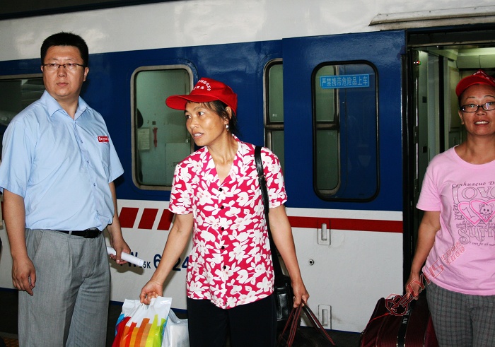 广西工会家政团抵京