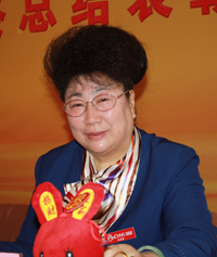 北京华夏中青执行主席兼工会主席蔡淑云